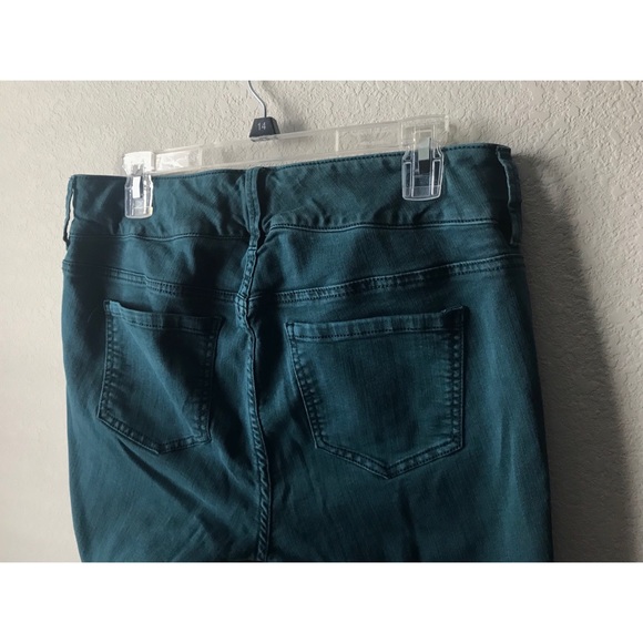 Torrid Mid Rise Jeggings - Picture 3 of 4